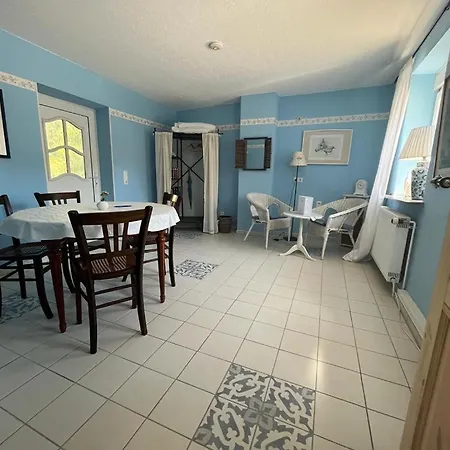 Bed & Breakfast Schoenbachhof 4*