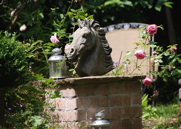 住宿加早餐酒店 Schoenbachhof 希尔兹